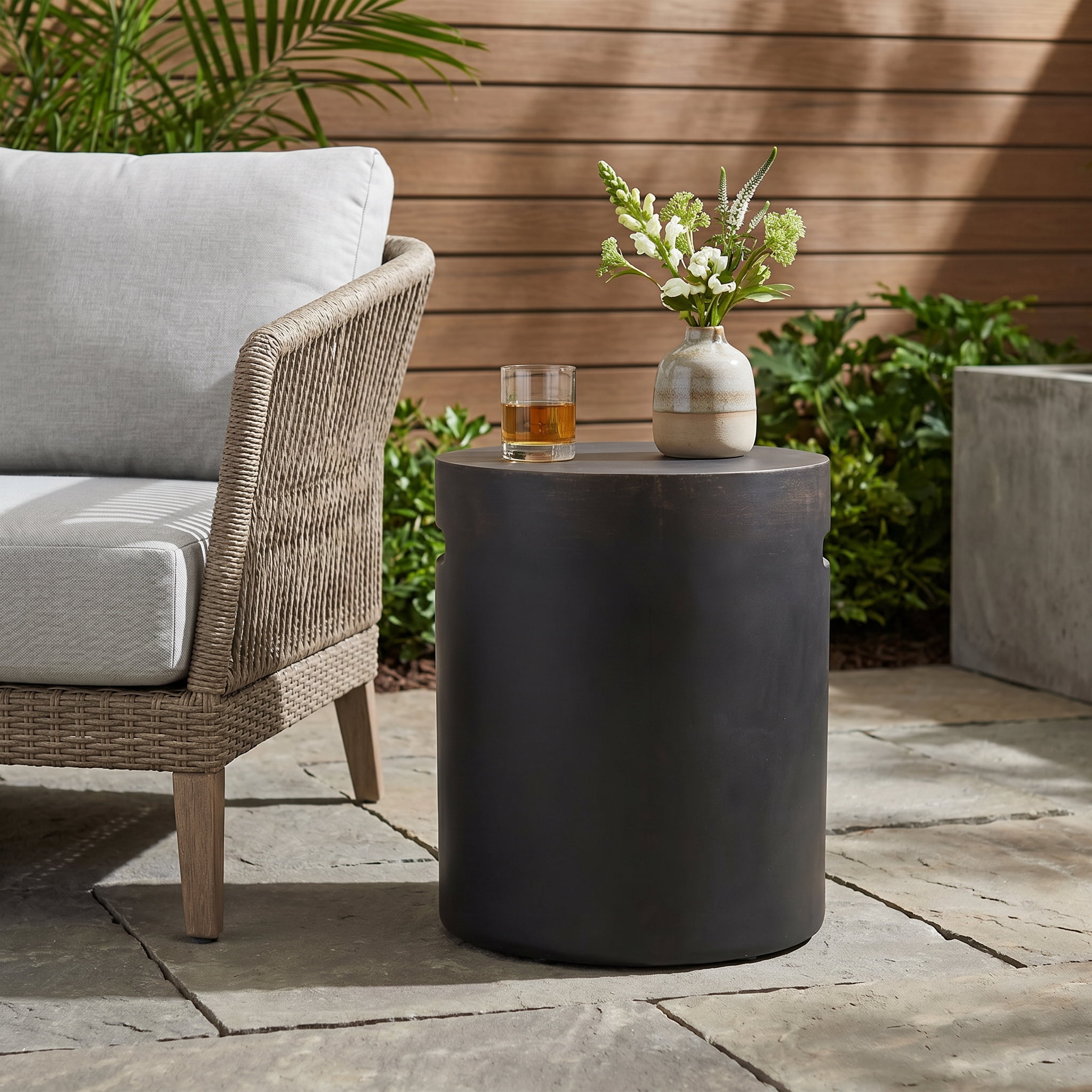 Mintazer Lightweight Accent Table with Concrete Finish, Round Side Table with Handle for Indoor, Outdoor, Copper