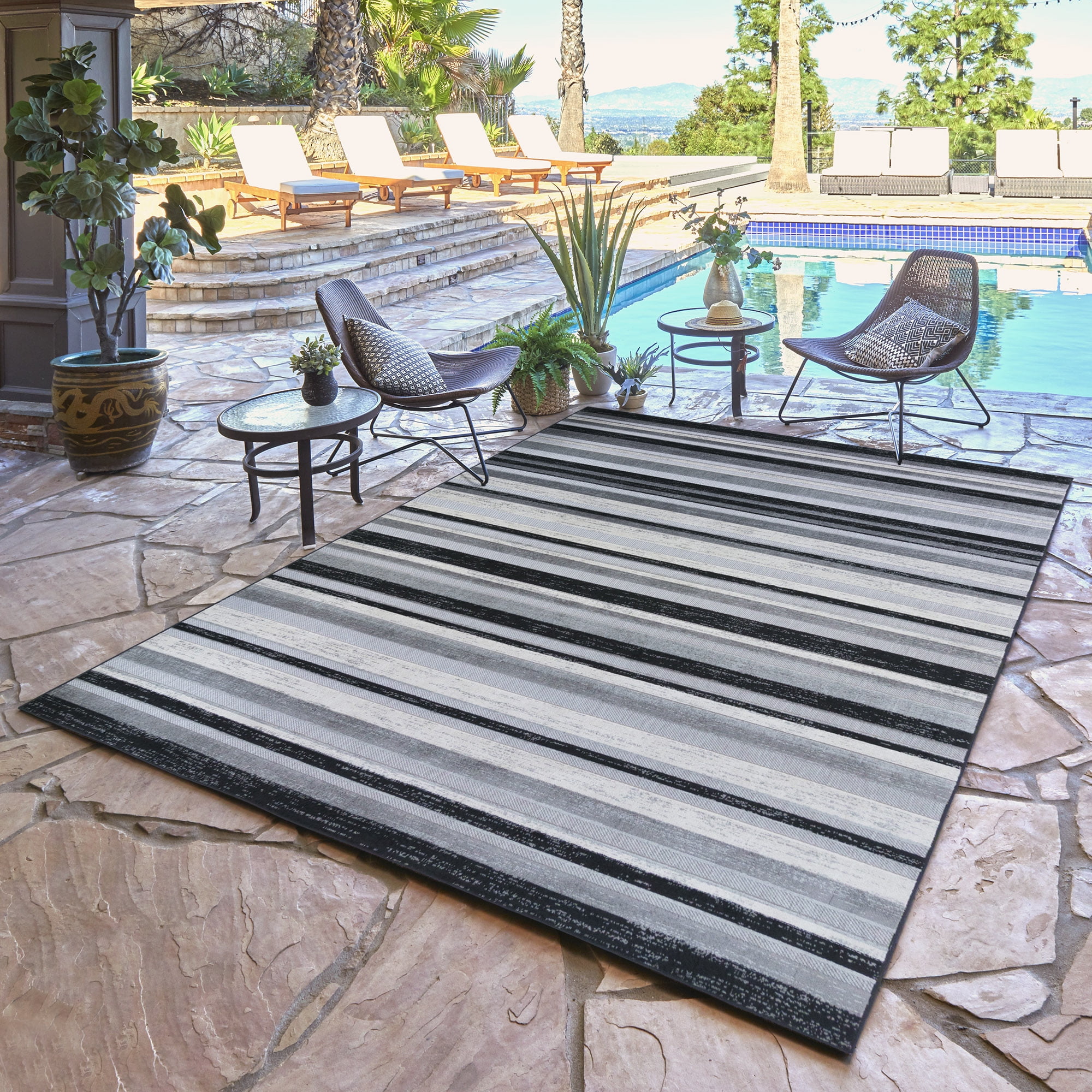 Kalari Koro Indoor/ Outdoor Polypropylene Gray Flat Weave Area Rug, 9x13