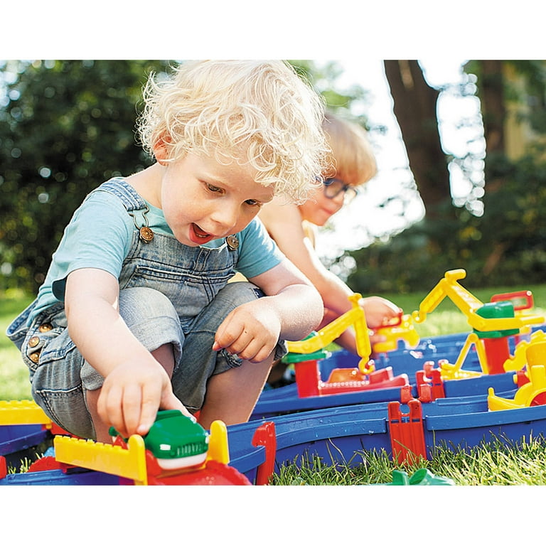 AquaPlay MegaBridge Water Playset: Splash Play Toys for