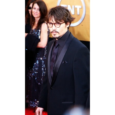 0.5 Award - Johnny Depp At Arrivals For 11Th Annual Screen Actors Guild Awards Shrine Auditorium Los Angeles Ca Saturday February 05 2005 Photo By John HayesEverett Collection Celebrity