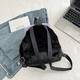 thumbnail image 5 of Mochila Felpa Kuromi Belug, Negro Morado, 5 of 5
