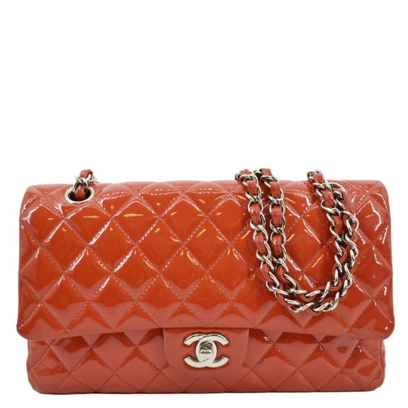 Pre-Owned CHANEL Classic Double Flap Quilted Patent Leather Shoulder Bag Red