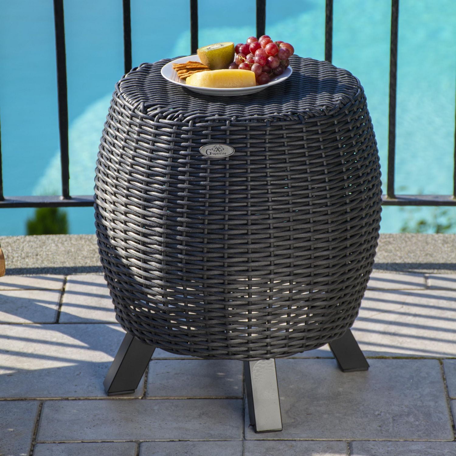 Table d'appoint/tabouret Lisa de Grapevine en osier, noir mat