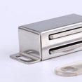 thumbnail image 2 of Attrape-porte Magnétique pour Placards Aimants de Porte Moyen, 2 of 4