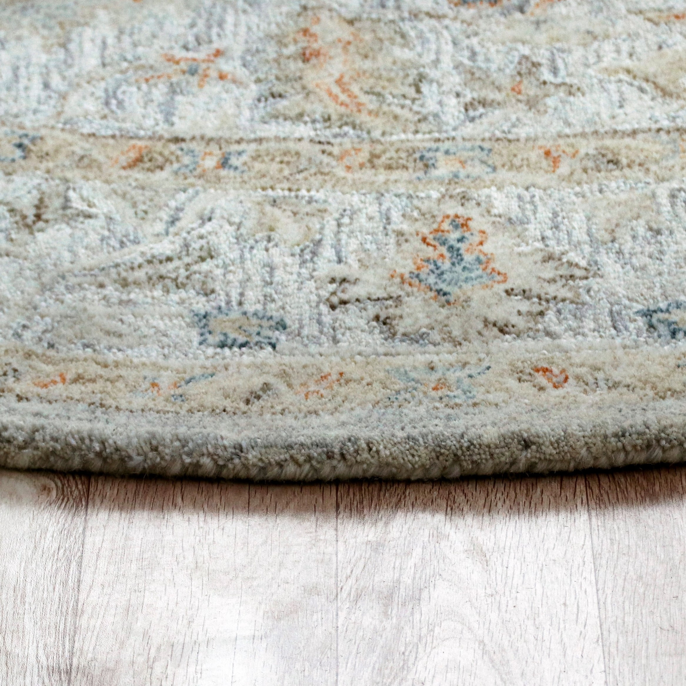 LR Home Viane Credo Silver/Taupe Vintage Floral Wool Round Rug, 8'6" Round