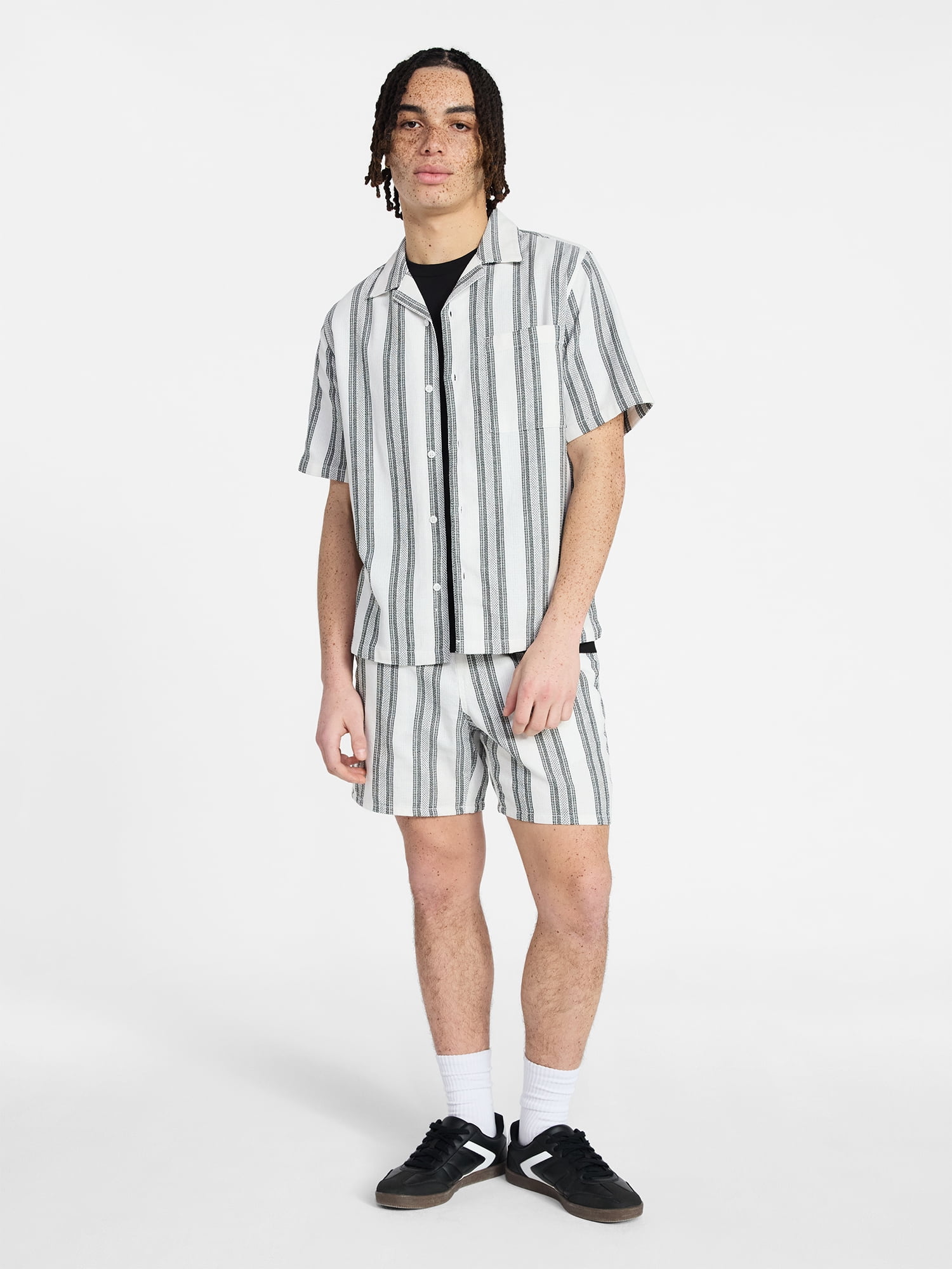 No Boundaries Textured Shirt with Short Sleeves, Men's XS-4XLT