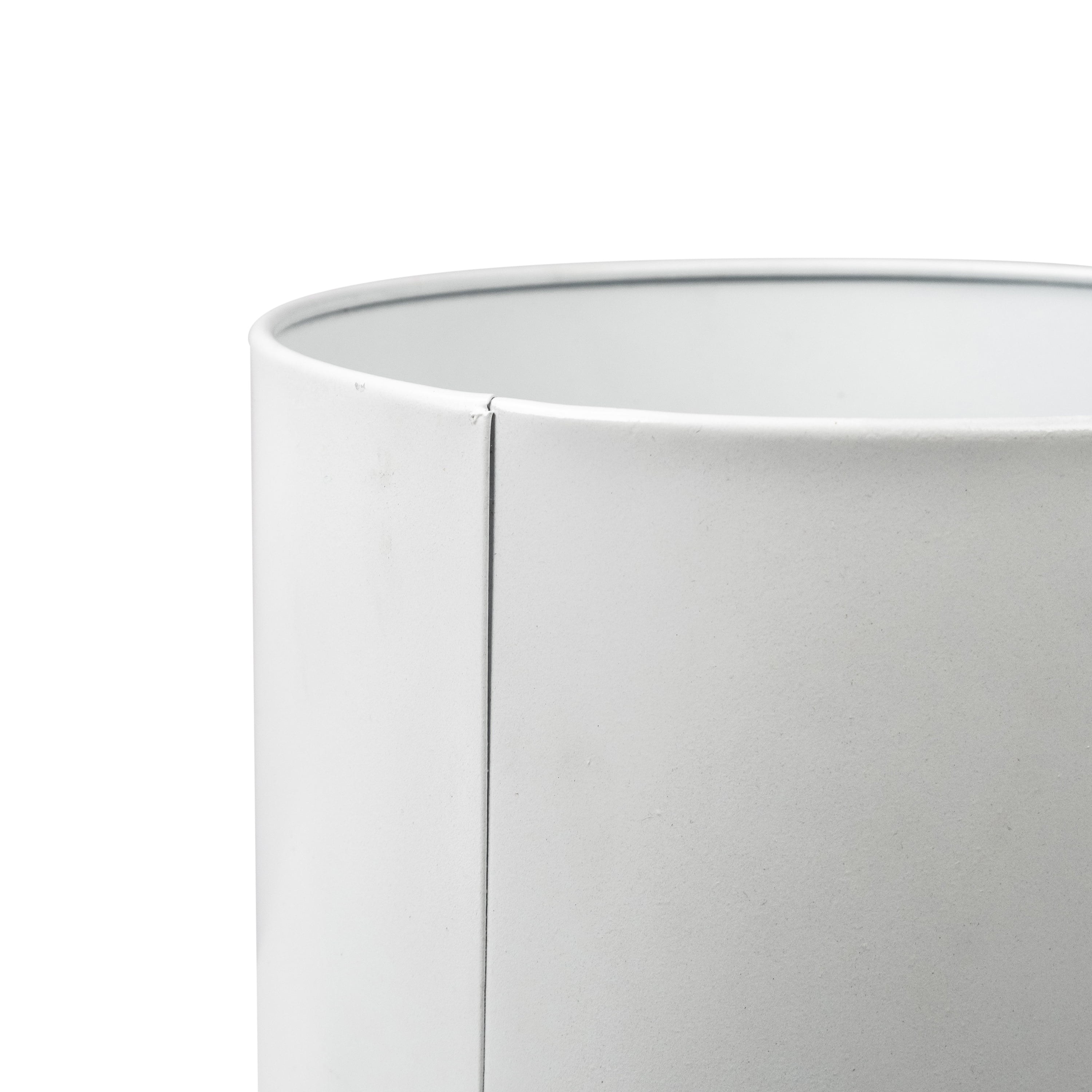 Mainstays 11 inch White Round Metal Planter with Black Metal Stand, 11 in Length x 15 in Height, Indoor