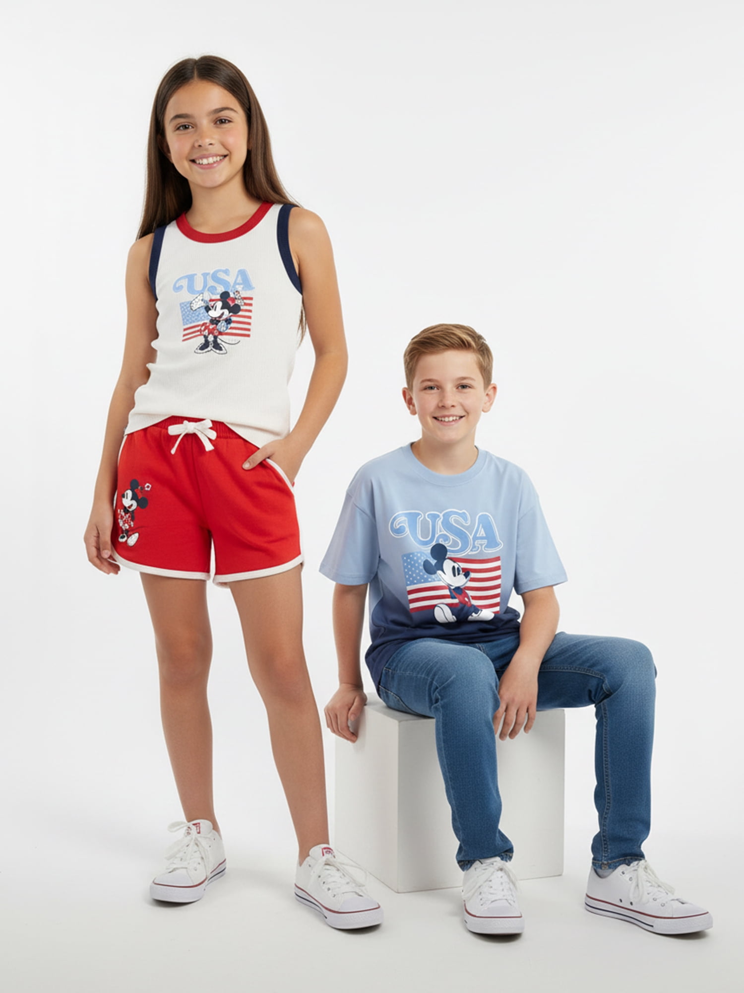Disney Mickey Mouse Boys USA 76 Graphic Tee with Short Sleeves, Sizes 4-20