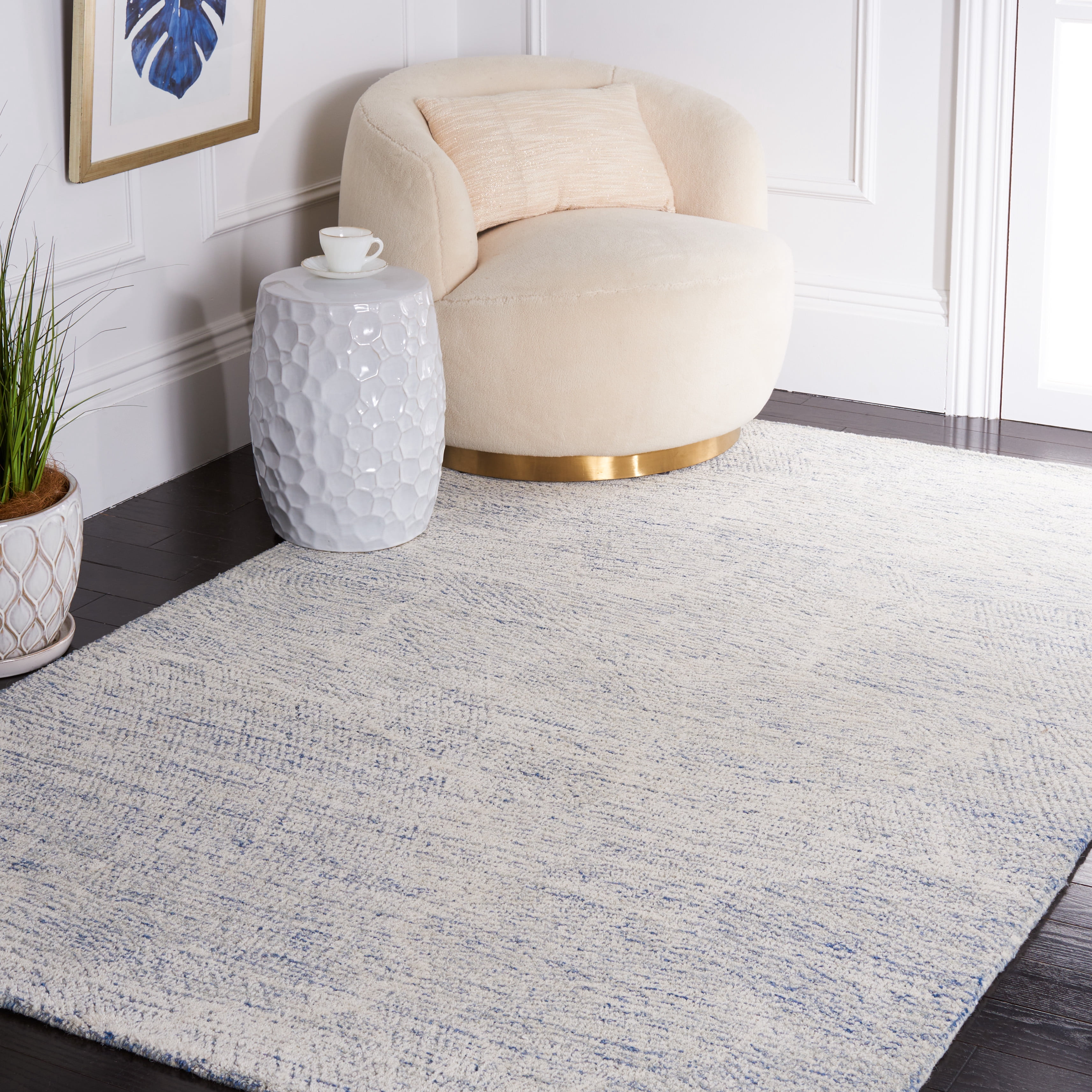 SAFAVIEH Metro Patricia Distressed Area Rug, Blue/Ivory, 5' x 8'