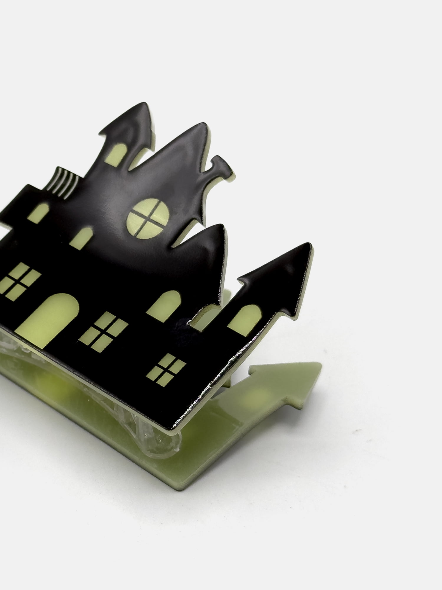 Way To Celebrate Haunted House Acrylic Hair Claw, Black