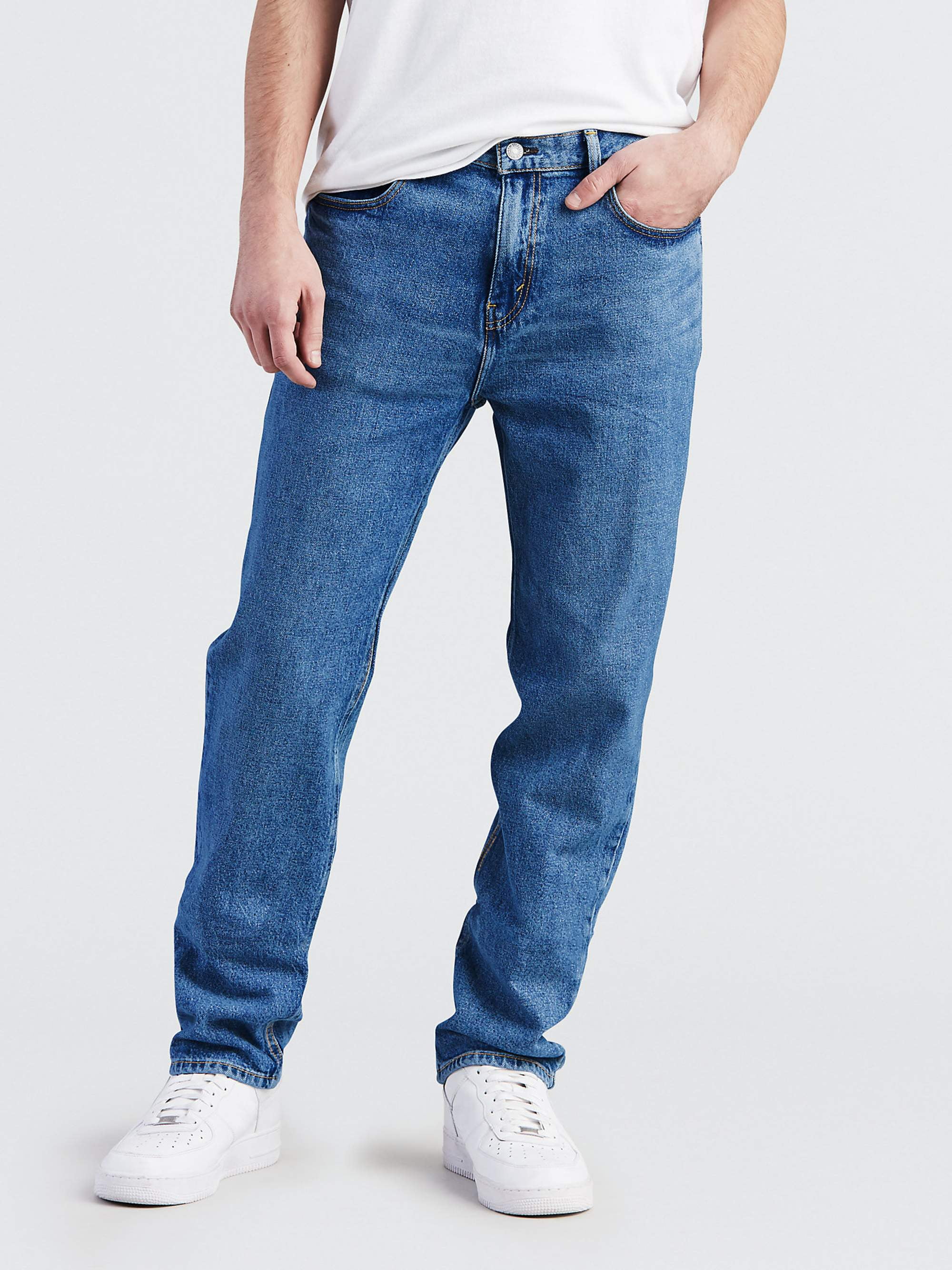 Levi's Men's 541 Athletic Fit Taper Jeans 