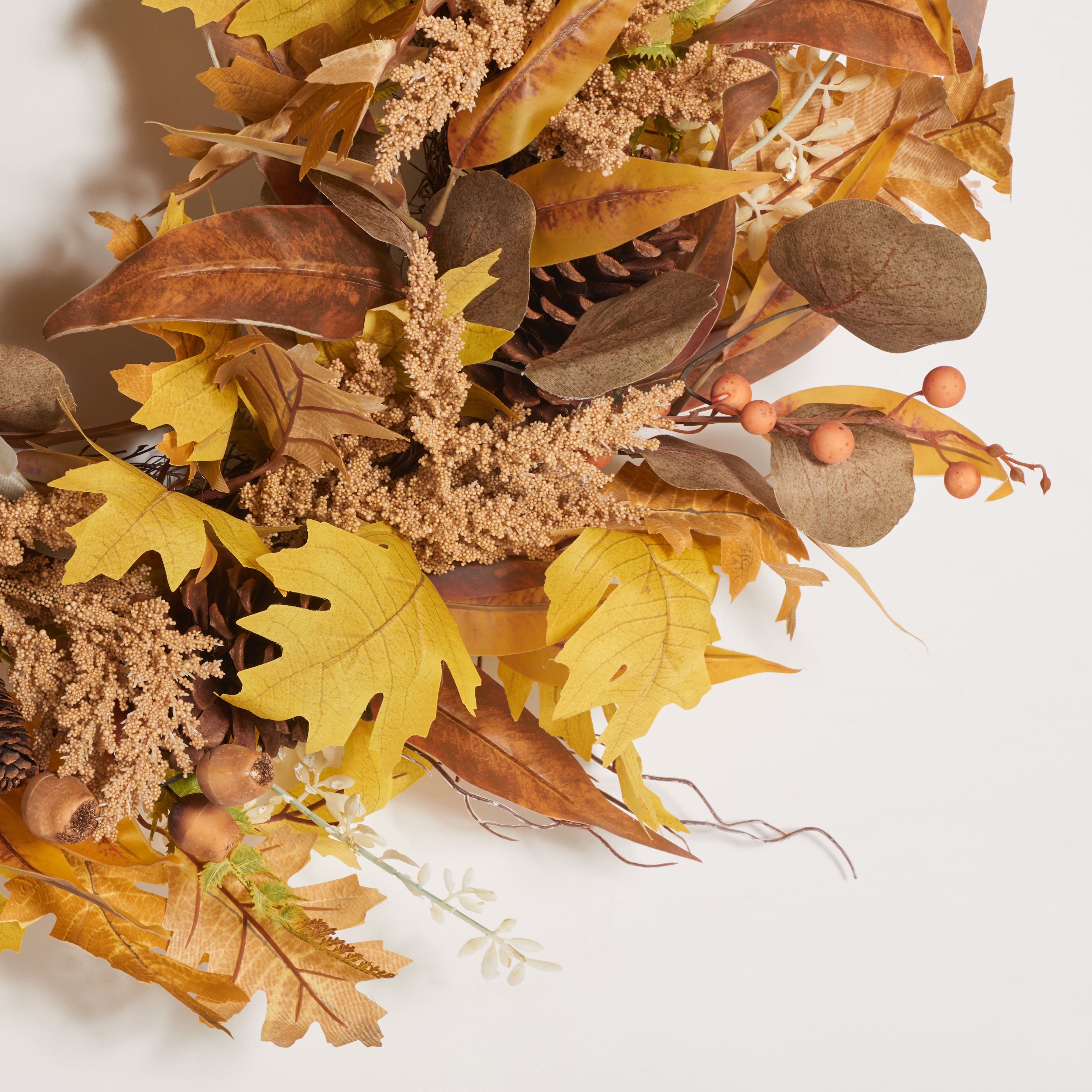 SAFAVIEH Faux 30 Inch Oaf Leaf & Eucalyptus Wreath, Yellow/Green