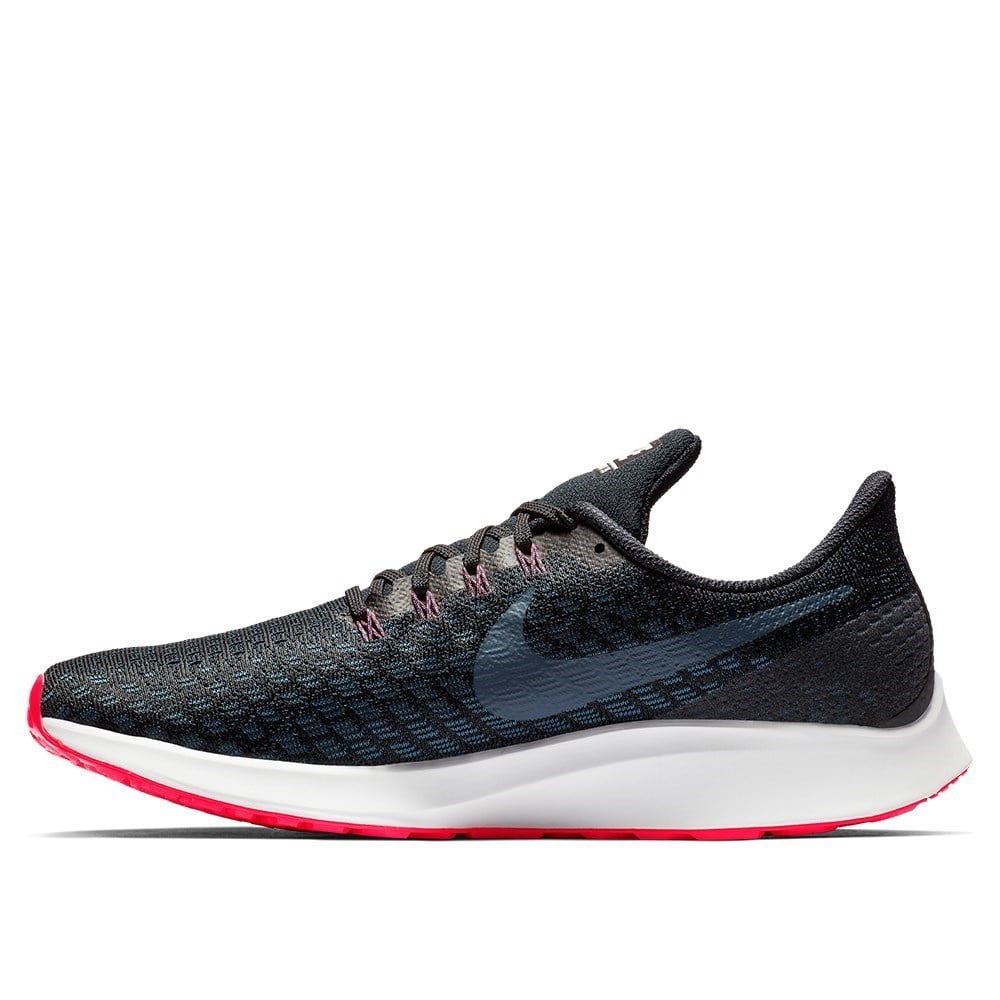 pegasus 35 footlocker