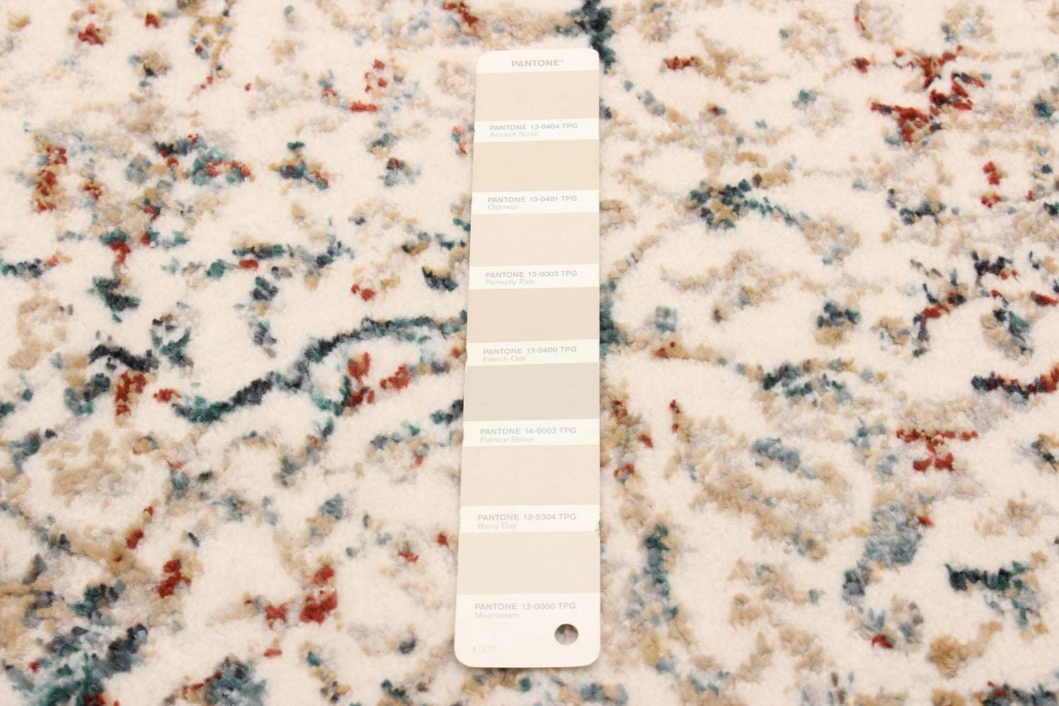 ECARPET Lauren Traditional Area Rug for living room, bedroom, dining room, entrance, hallway and more.