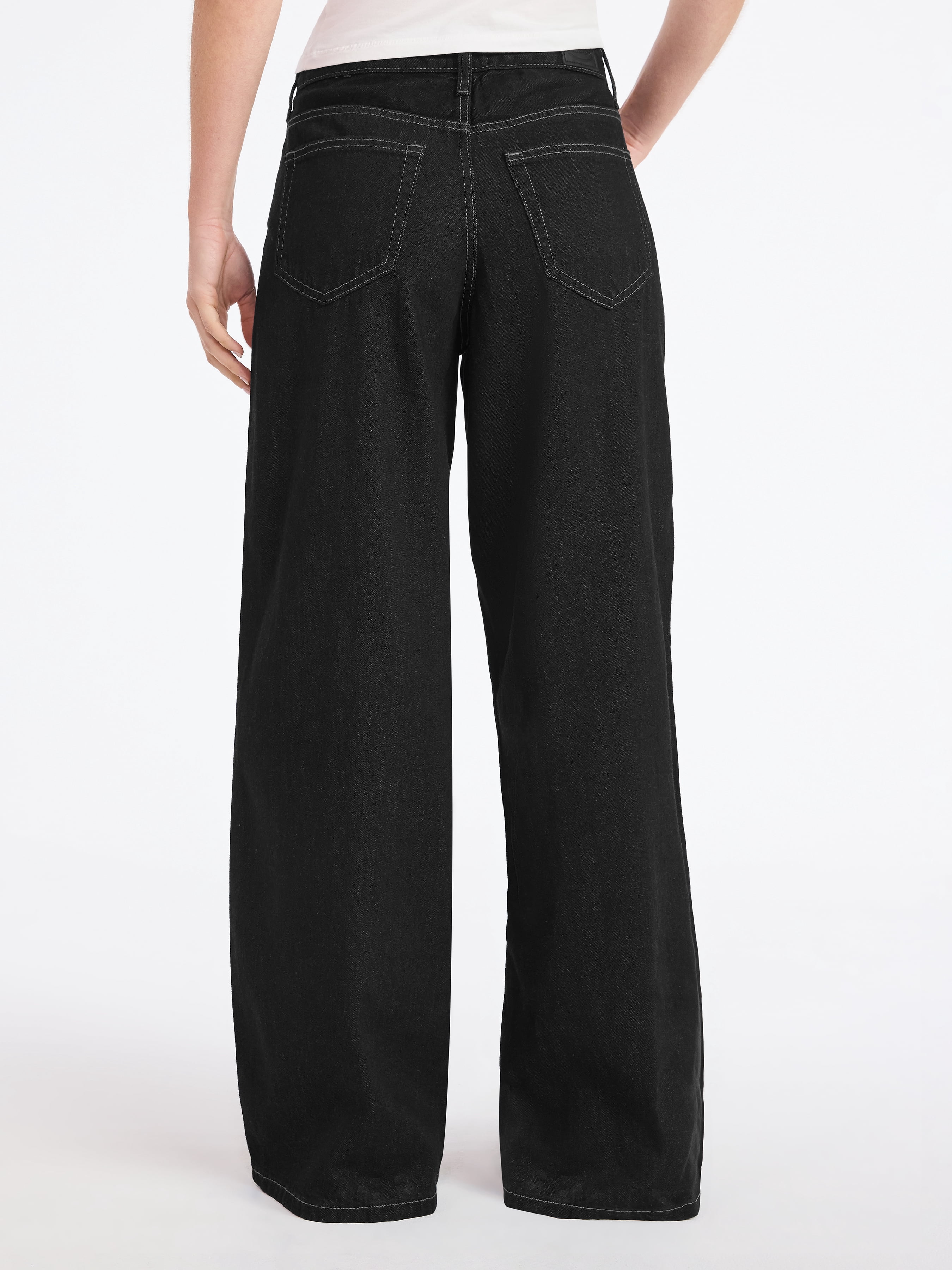 Scoop Women’s and Women's Plus Relaxed Low Slung Jeans, Sizes 0-28 Plus