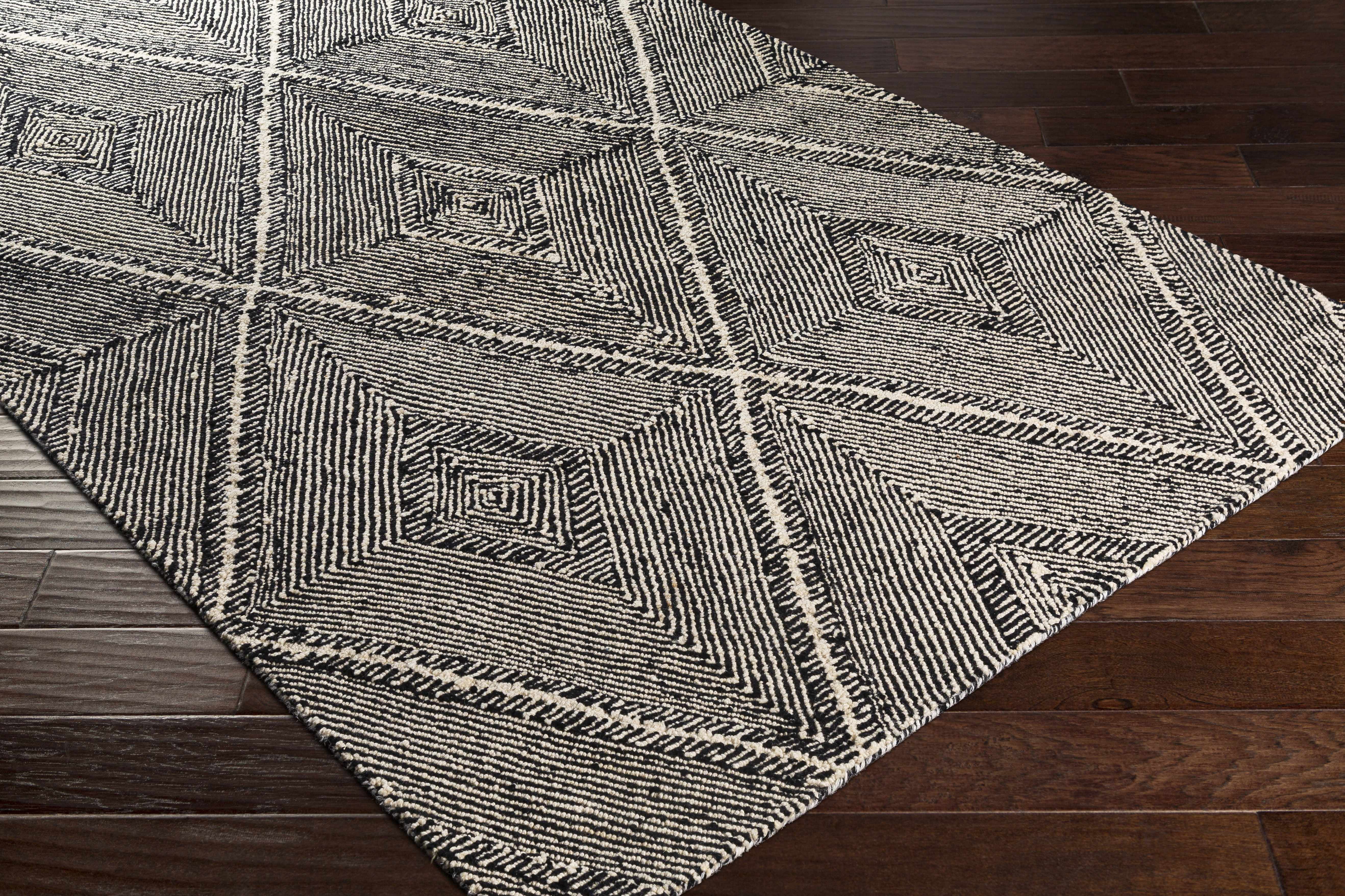 Hauteloom Dimbulah Boho Diamond Hand Tufted Wool Natural Fiber Soft Area Rug - Traditional Trellis Carpet for Living Room, Bedroom, Dining Room - Black and White - 6' x 9'