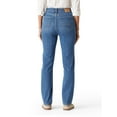 thumbnail image 3 of Levi Strauss Signature Women's and Women's Plus High Rise Straight Jean, Sizes 2-28, 3 of 6