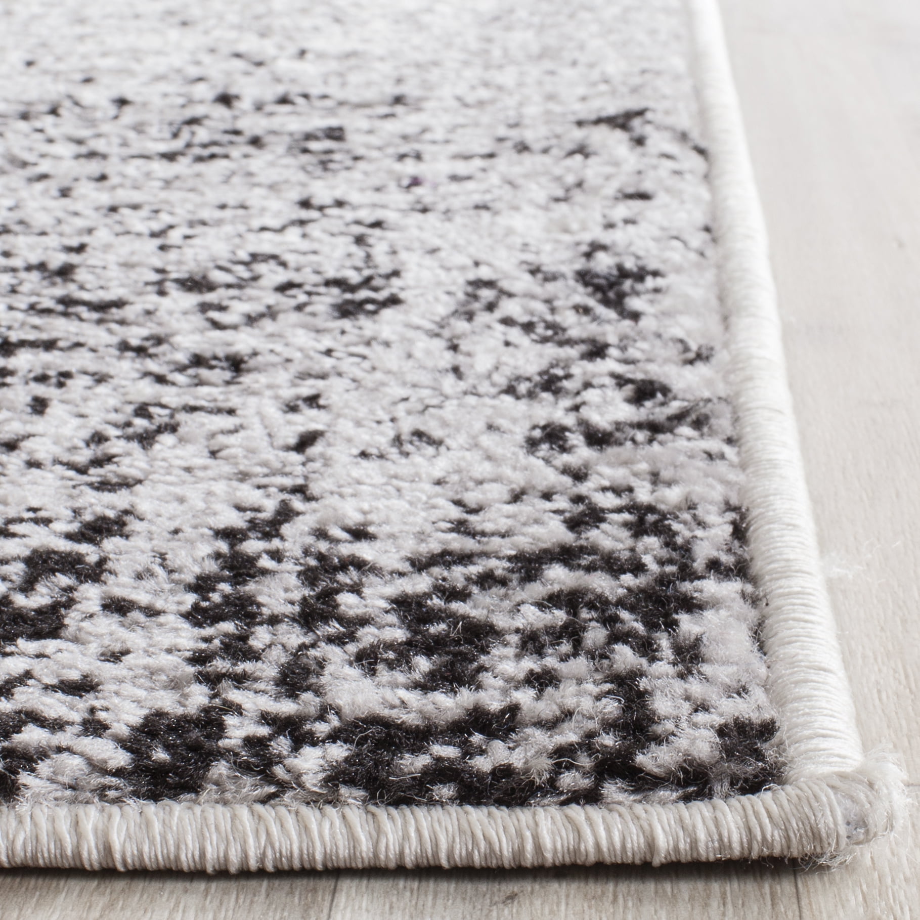 Safavieh Adirondack Kiersten Abstract Runner Rug, Silver/Black, 2'6" x 10'