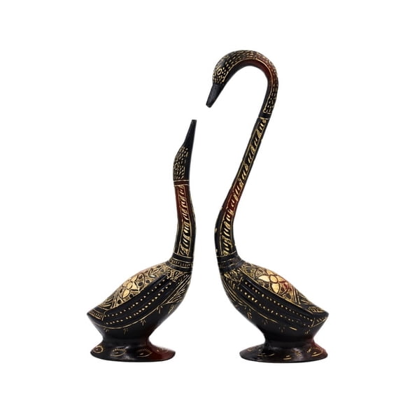 Stylish Brass Swan Statues – Hand-Etched Patterns with Golden Accents, Ideal for Gifting