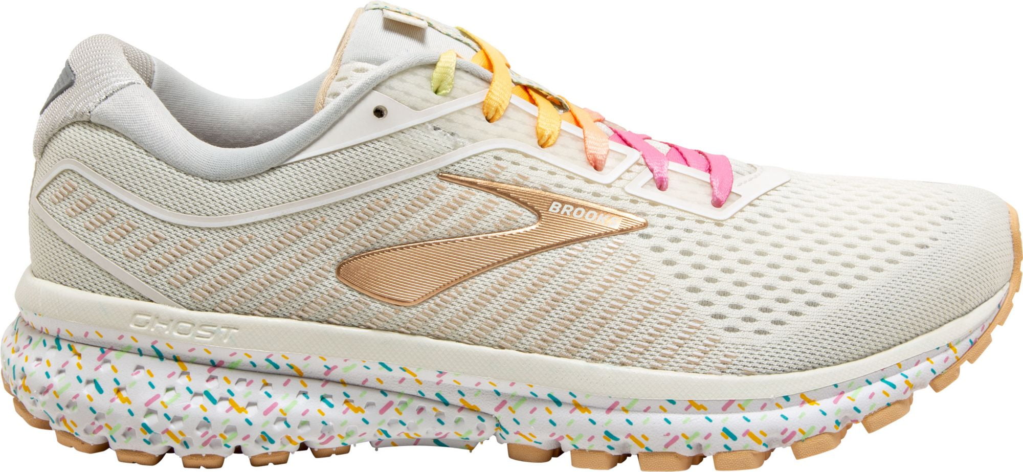 brooks juniors shoes