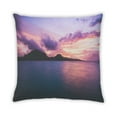 thumbnail image 2 of Ahgly Company Sites Bora Bora Coussin d'Extérieur 18 Pouces par 18 Pouces, 2 of 6