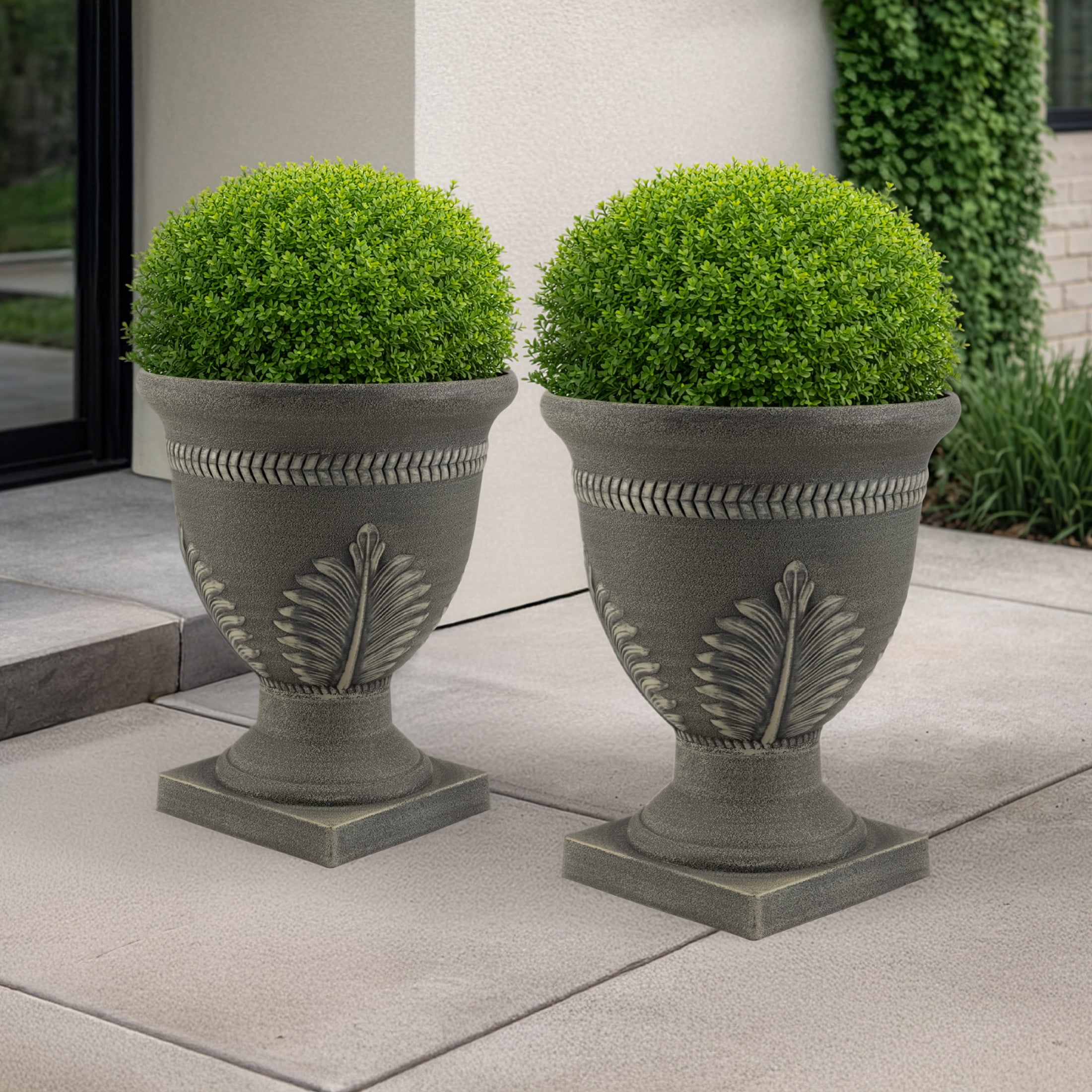 Pure Garden Outdoor Planter 2-Pack - 15.25x18.8in Large Plastic Urn Planters with Drainage, Gray