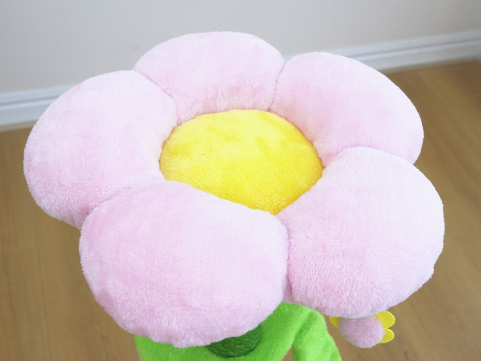 Vibrant Life Flower Cat Scratching Post with Grooming Brush, Pink and Green
