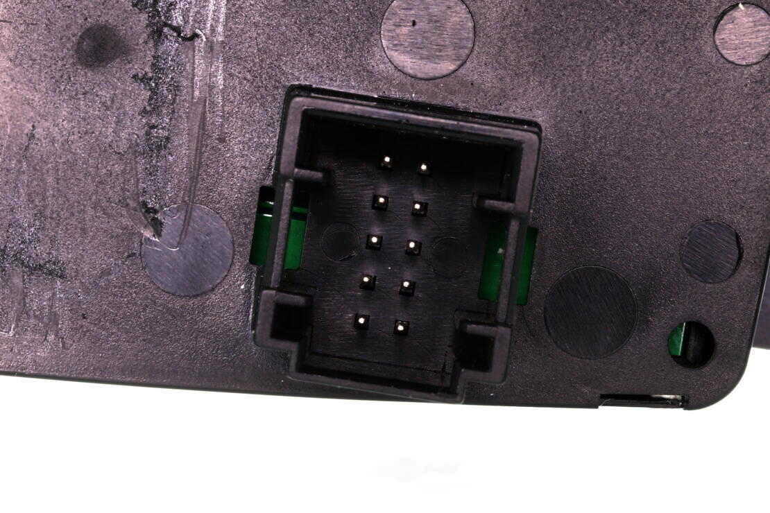 VEMO V20-73-0140 Switch, park brake actuation
