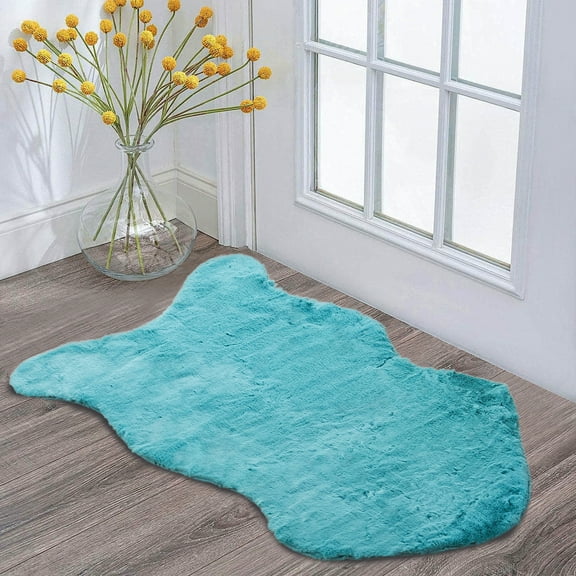Home Soft Things Heavy Faux Fur Rug - Blue Turqoise - 24" x 36"