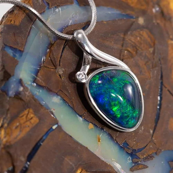 OCEAN MIRROR FLASH STERLING SILVER AUSTRALIAN BLACK OPAL NECKLACE
