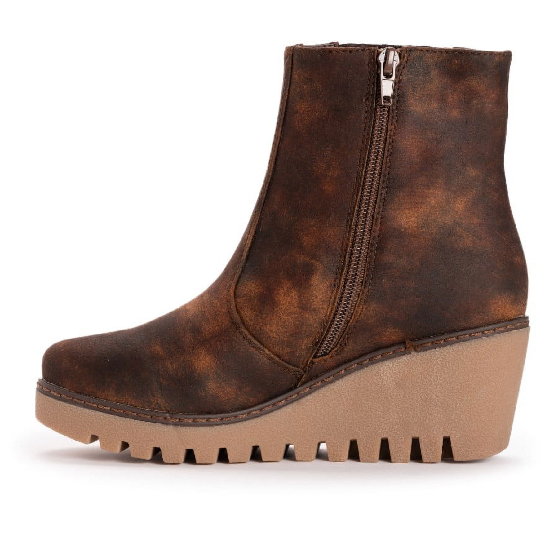 MUK LUKS Women's Vermont Essex Wedge Booties