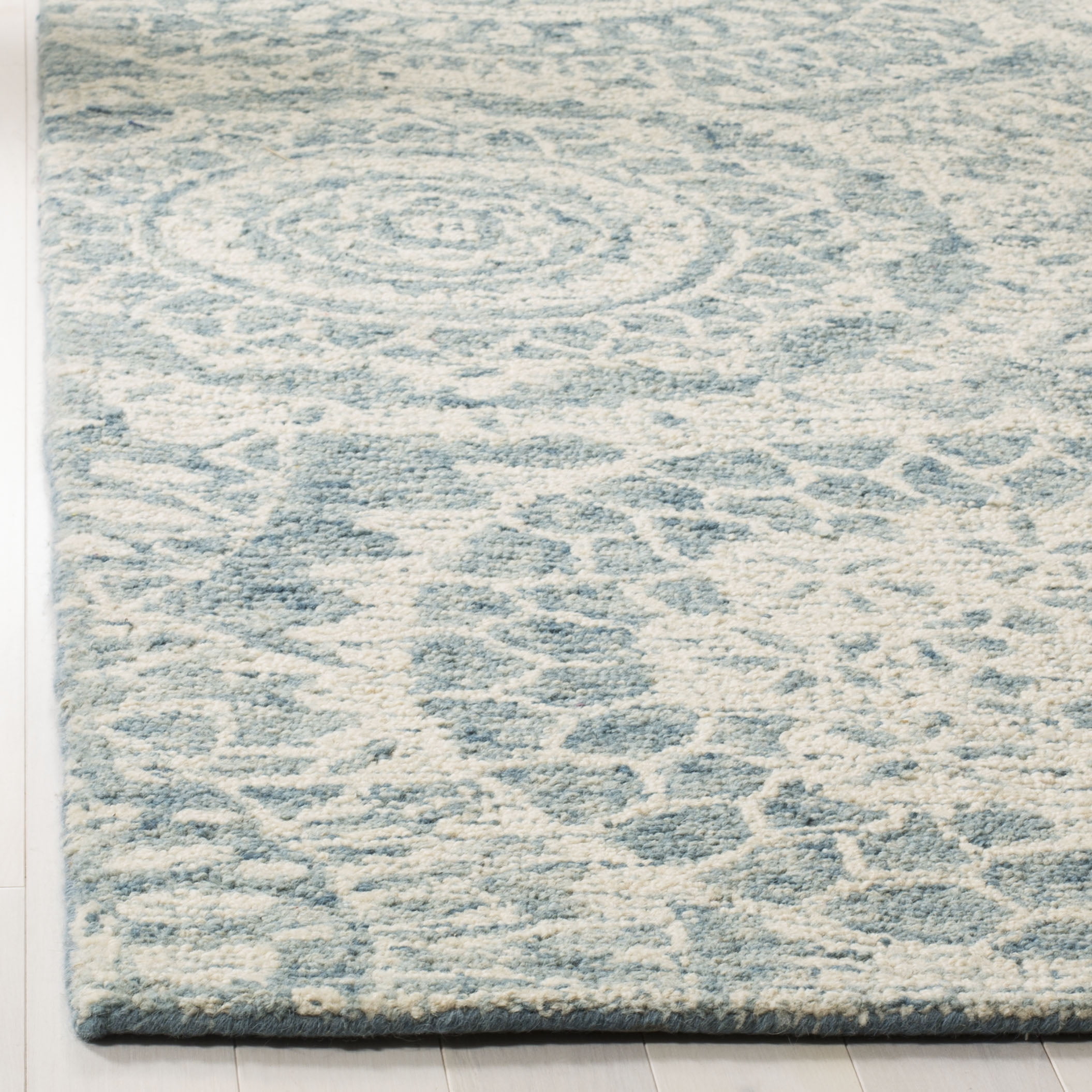 SAFAVIEH Abstract Tobon Geometric Circles Area Rug, Ivory/Blue, 6' x 9'