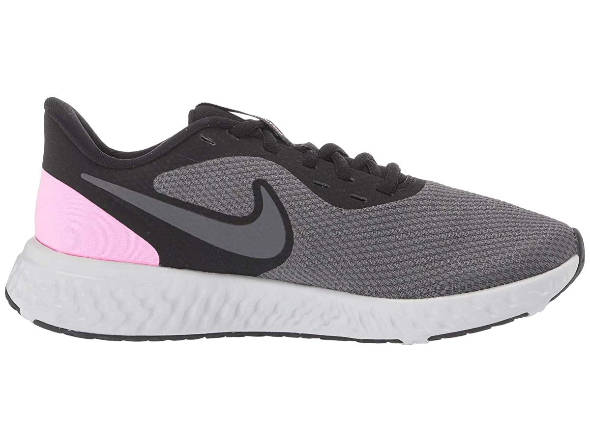 nike revolution black and pink