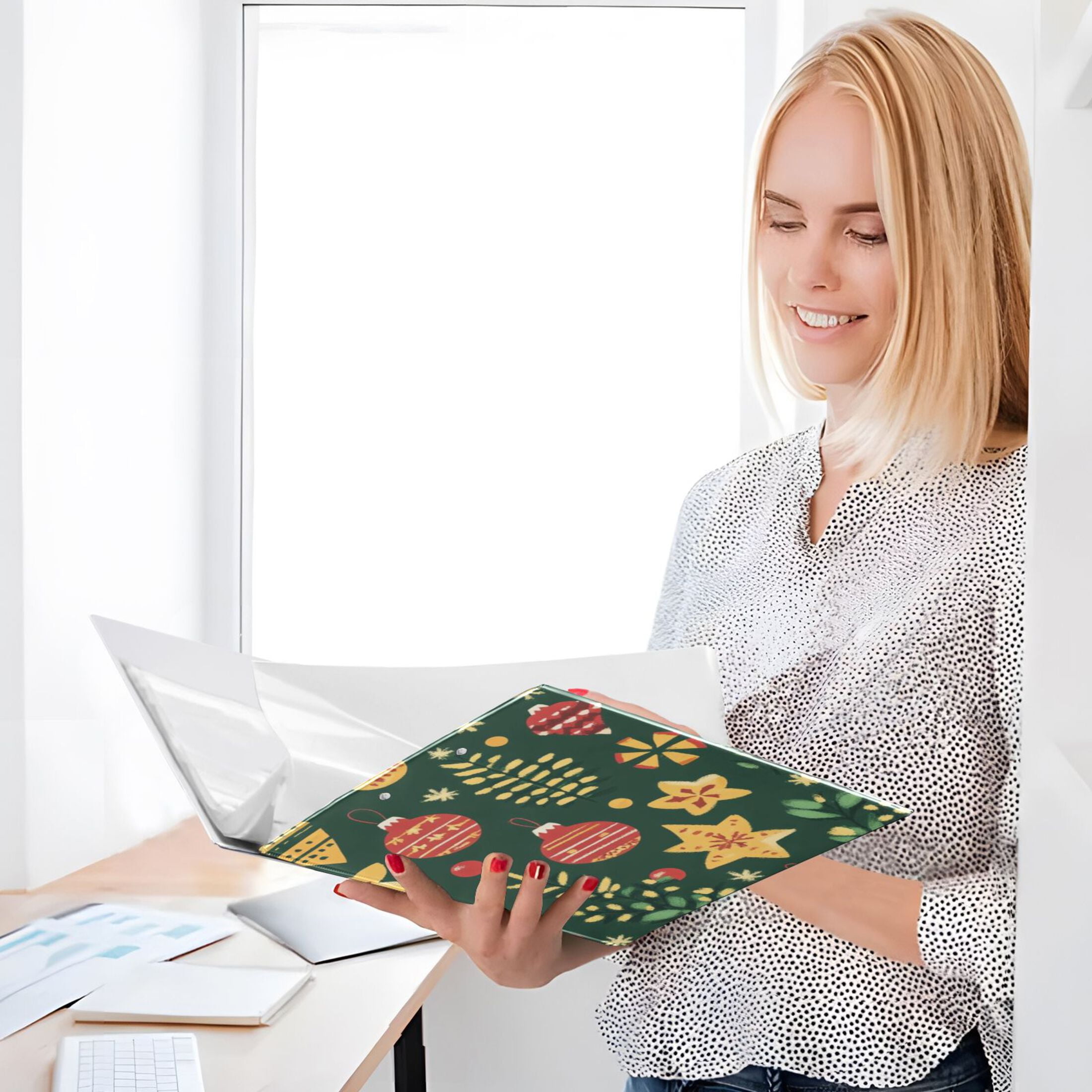 Christmas Leaves 3 Ring Binders 1.5 inch Hardcover File Folders with Interior Pockets A4 Size Organizer for School Office Hospital