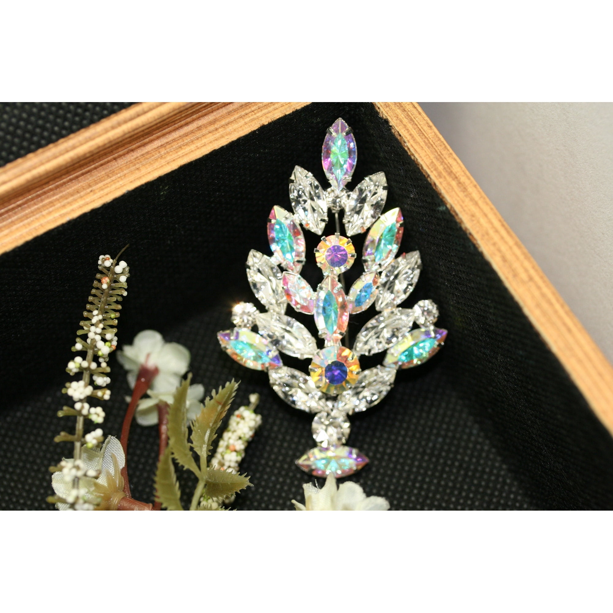 Just Love Jewels Aurora Borealis Rhinestone Christmas Tree Brooch Pin, Xmas Holiday Jewelry Gift Collection
