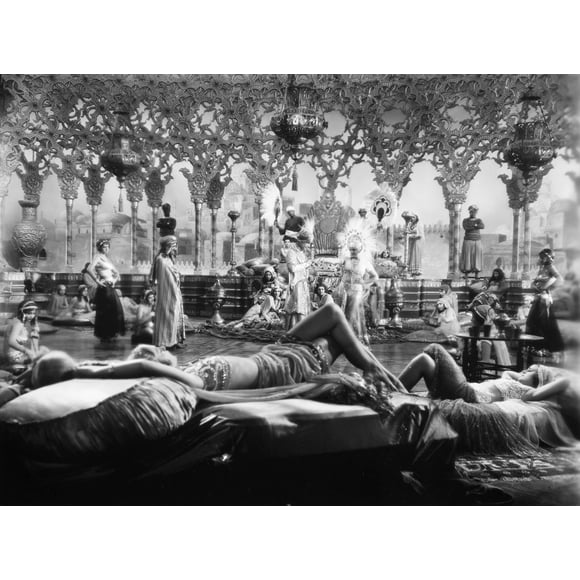 Film Muet Encore: Parties./N'Sit Tight,' Réalisé par Lloyd Bacon en 1931. Affiche Imprimée par (24 x 36)