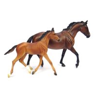 Breyer 1:9 Traditional Series Model Horse Set: GG Valentine & Heartbreaker