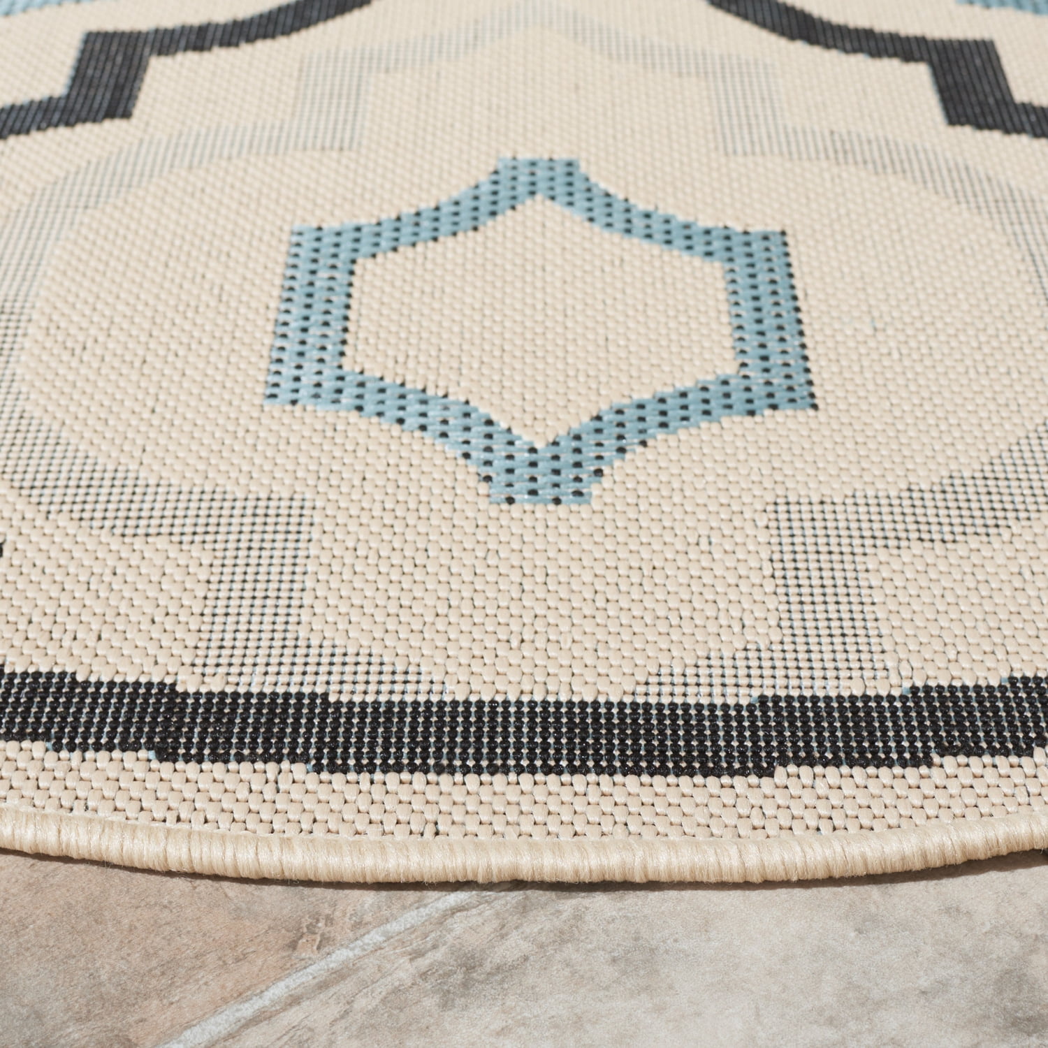 Safavieh Courtyard Bayon Geometric Indoor/Outdoor Area Rug, Ivory/Black, 5'3" x 5'3" Round