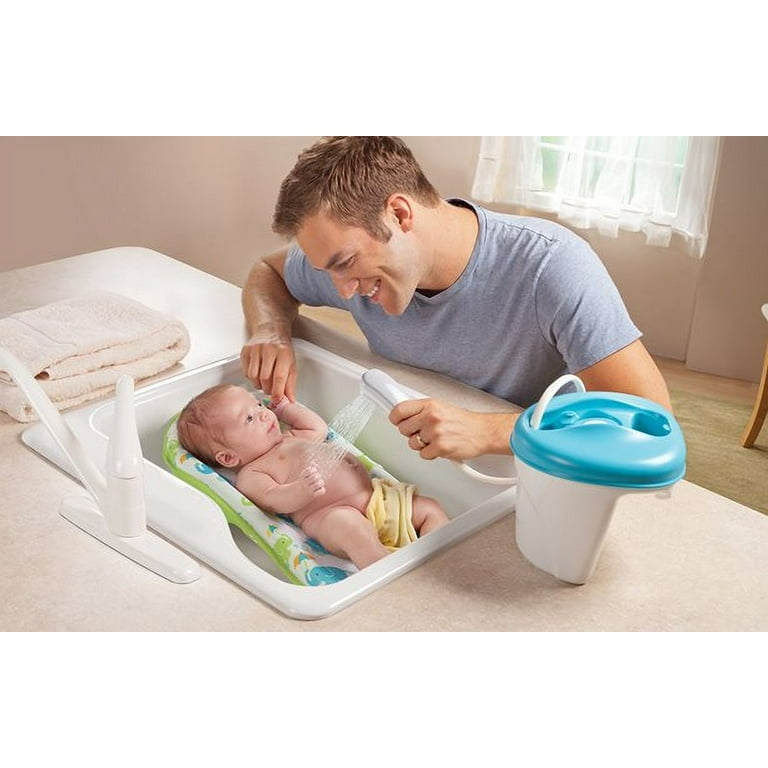 Free Shipping! Summer Infant Newborn-to-Toddler Bath Center