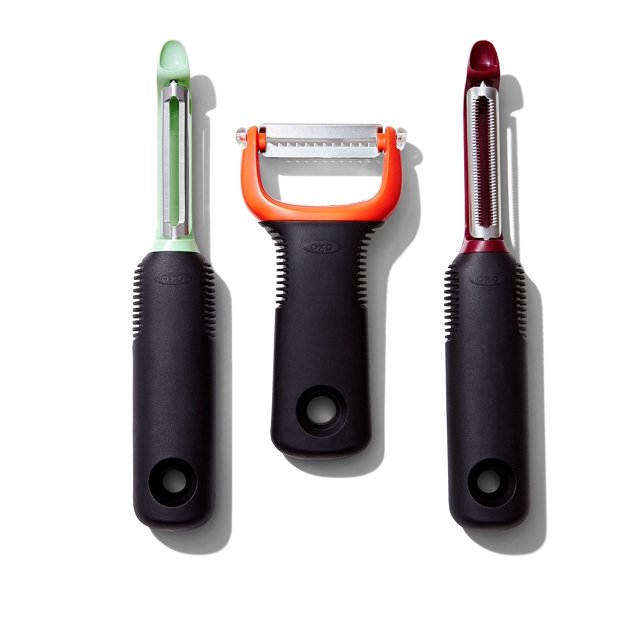 Juego de peladores OXO Good Grips de 3 piezas: remolacha, hinojo y ñame