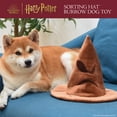 thumbnail image 2 of Sombrero clasificador de casas de Harry Potter de juguete para perros, 2 of 6