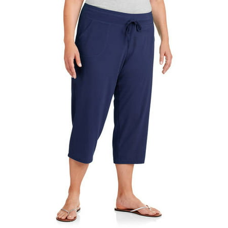 Danskin Now Women's Plus-Size Patch Pocket Capri - Walmart.com