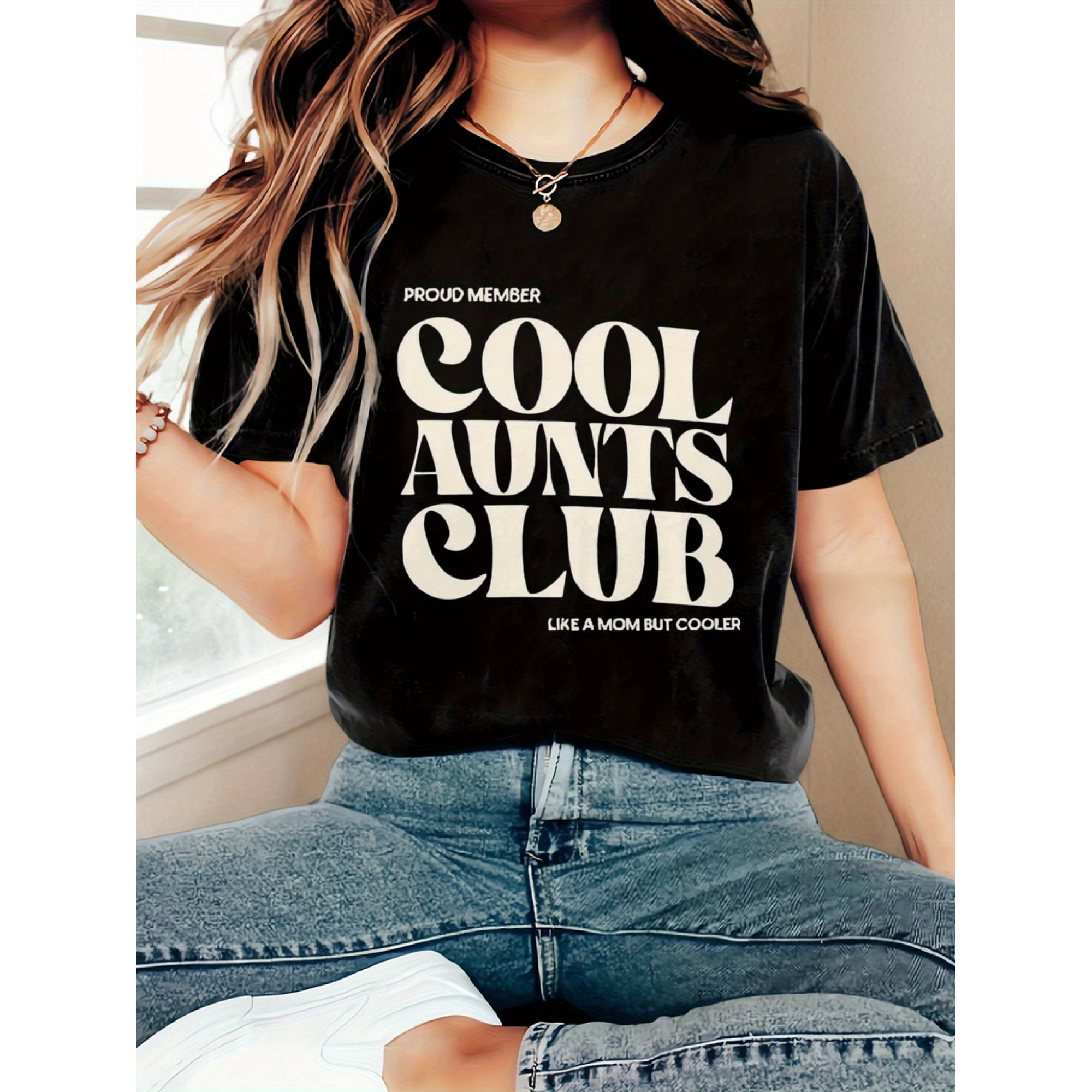 Retro Cool Aunts Club T-Shirt Funny Auntie Gift Proud Member Graphic Tee for Women Like a Mom But Cooler Vintage Style Apparel