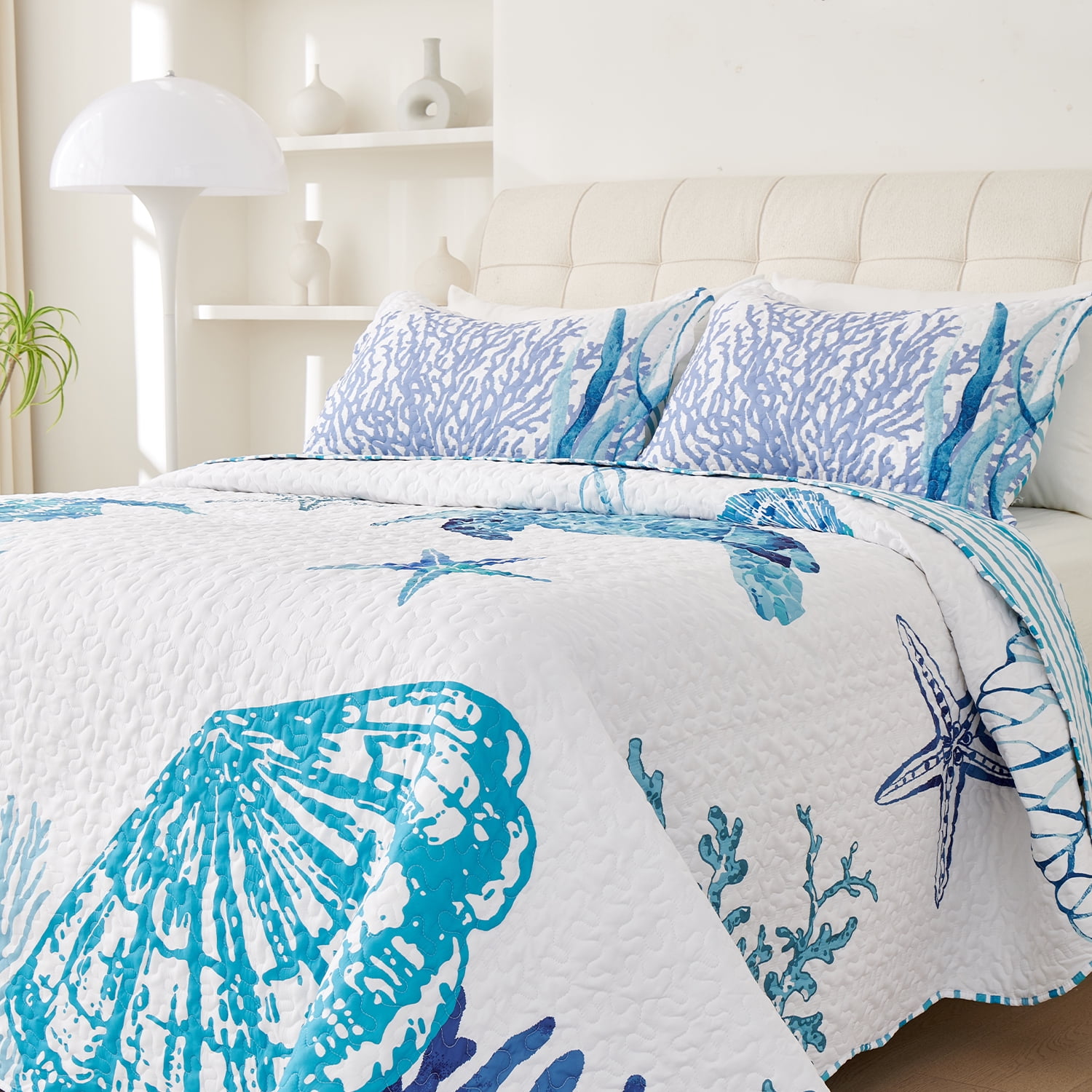 Evenhug Quilts 3-Piece King Bedding Set Coastal Animal Print Light Blue Coastal Quilt Set With Shams