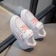 thumbnail image 3 of Zapatillas de deporte para niños, zapatillas de deporte para niñas, zapatillas blancas para estudiantes de primavera y otoño, zapatillas para correr para niñas con suela suave y a juego, 3 of 5