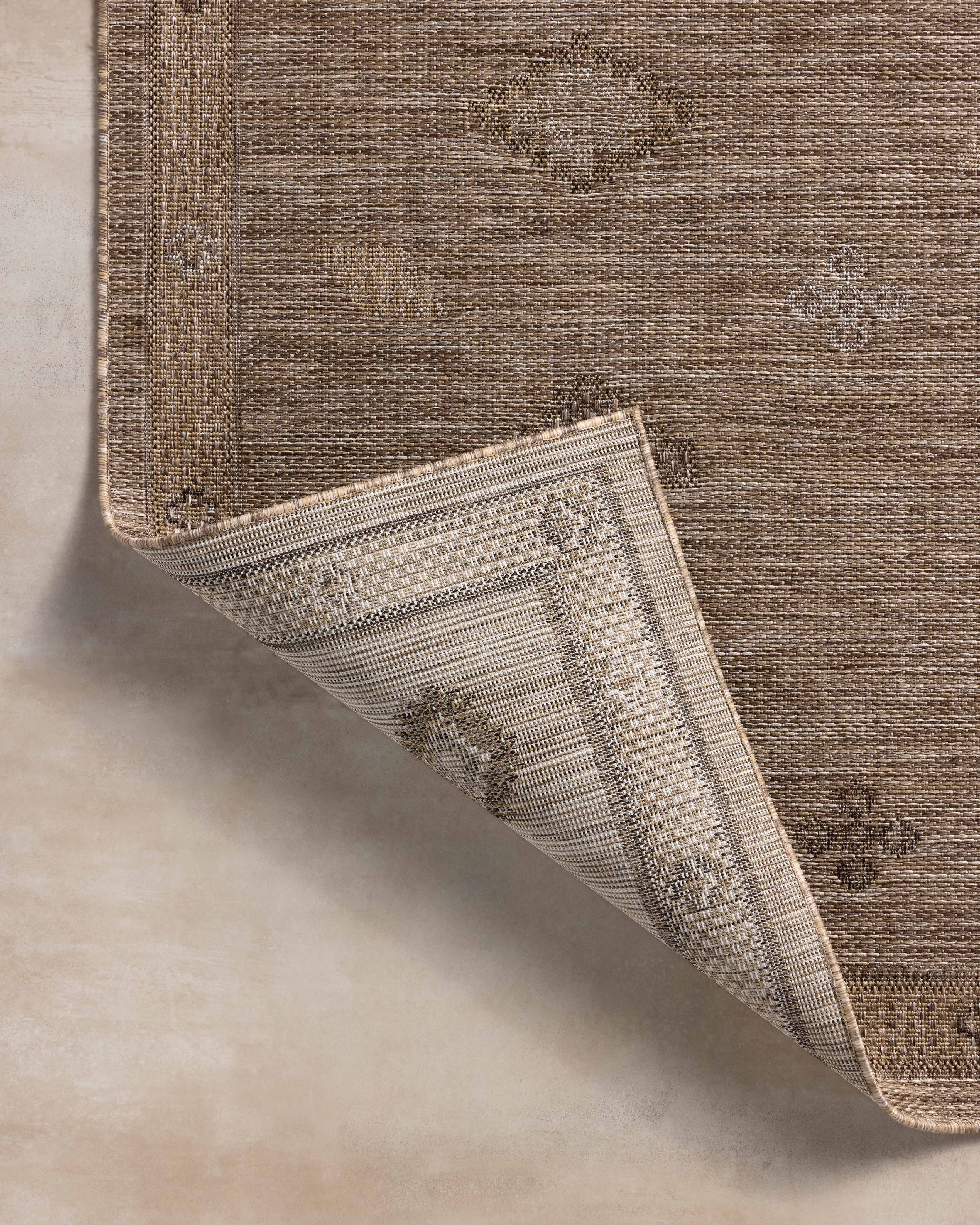 Loloi Birch Natural / Sand 18" x 18" Indoor/Outdoor Sample Rug