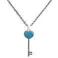 thumbnail image 4 of Collar con colgante en forma de llave Strade Fareast Limited 5 piezas, 4 of 8