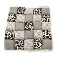 thumbnail image 2 of Cojín de asiento con diseño floral y lazos, ideal para sillas de comedor, jardín, cocina, oficina, escuela, asiento de coche, cama para mascotas, tamaño 15,7 x 15,7 pulgadas/40 x 40 cm (marrón), 2 of 3