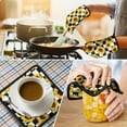 thumbnail image 4 of Checke Sunflower Kitchen Oven Mitt and Pot Holder Sets 2 Pcs for Baking, Cooking and Grilling, Heat Resistant Up To 392 °F, 4 of 7