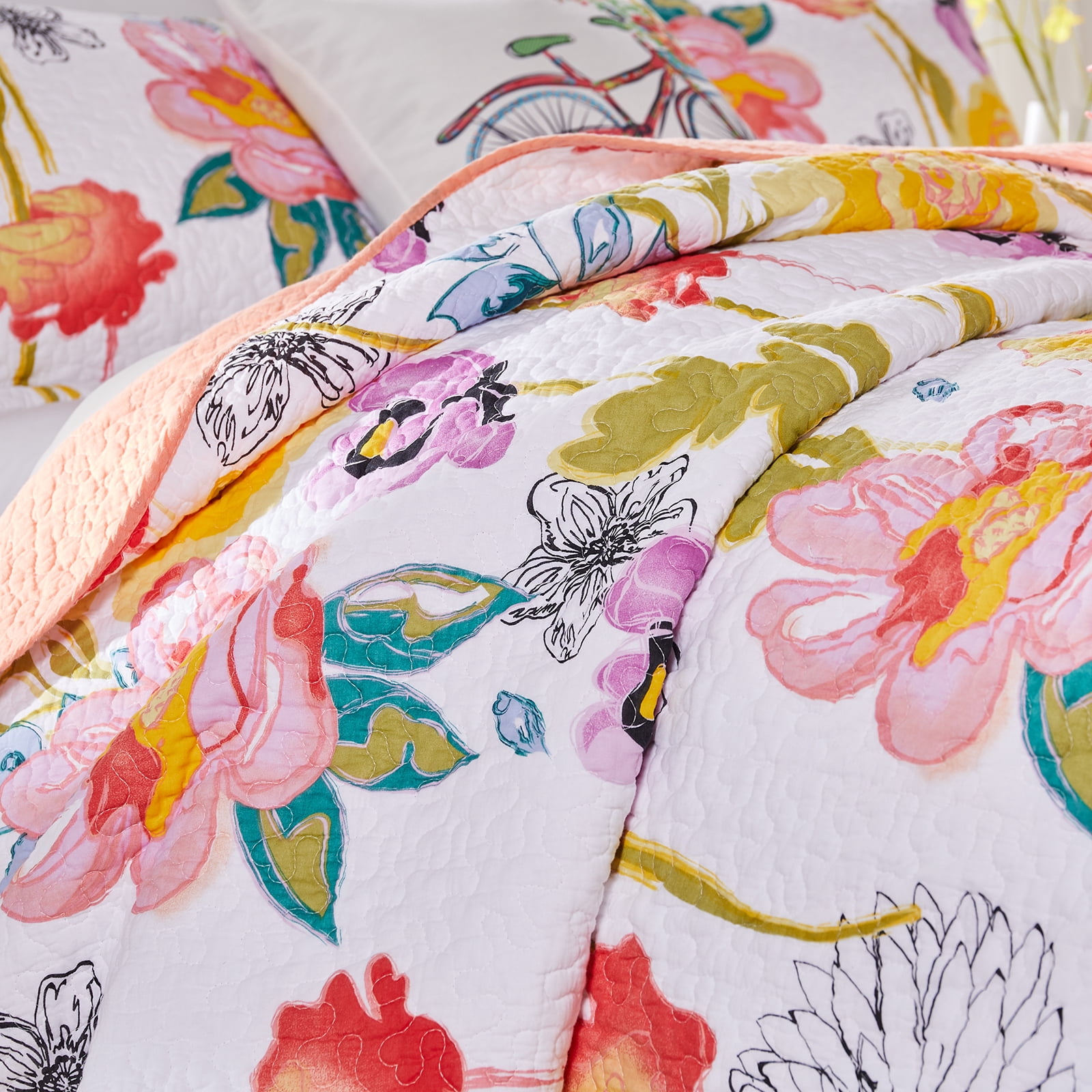 Global Trends Wildflower Dream Modern Floral 100% Cotton Reversible Quilt Set, White, 3-Piece King